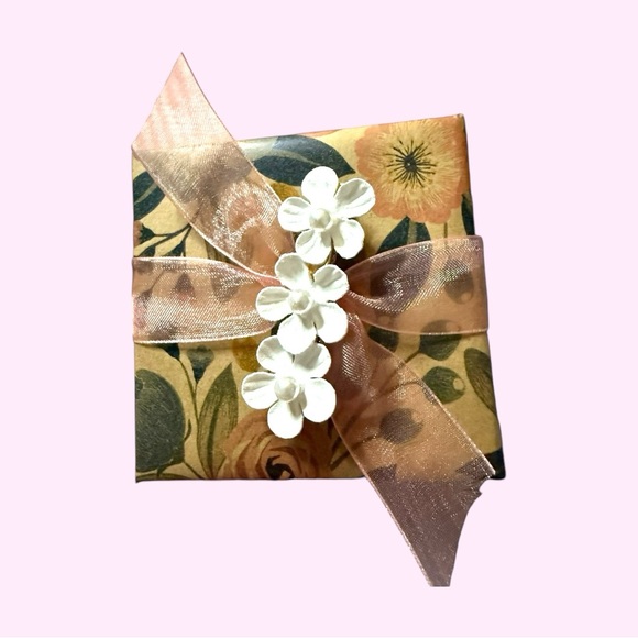 Meet your Posher, Kaylynn - Picture 2 of 3